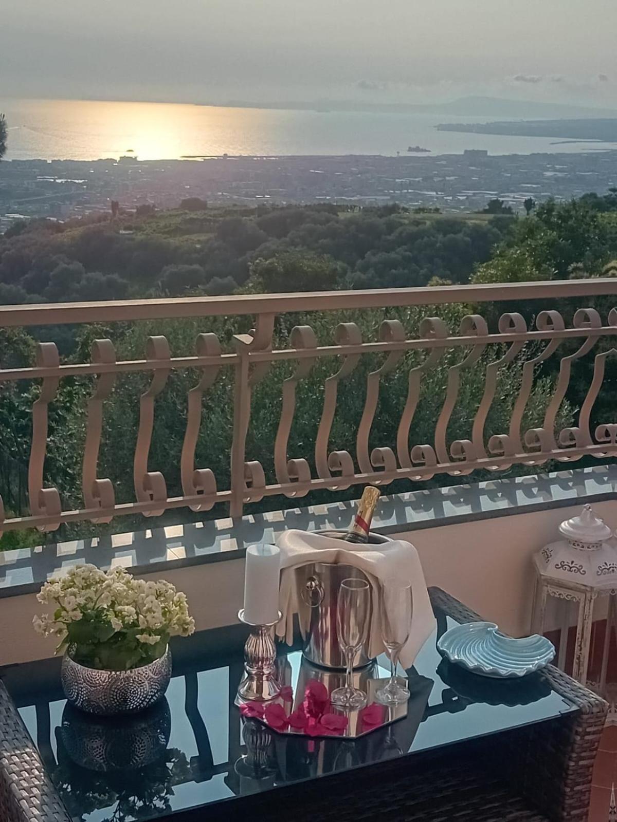 La Vigna Del Vento Panzió Casola di Napoli Kültér fotó